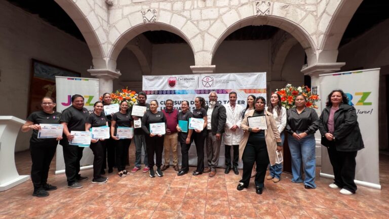 Termina curso de lengua de señas en Jerez