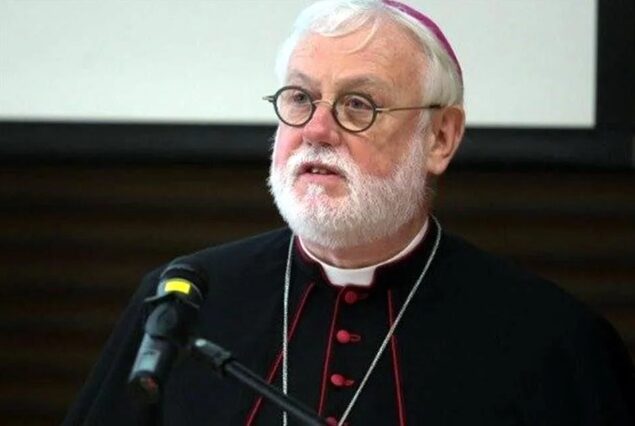 Visita México secretario de exteriores del Vaticano