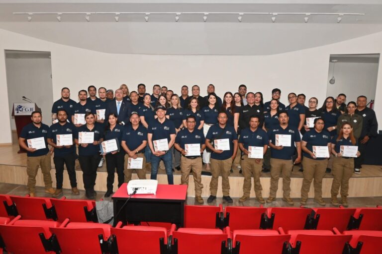 Impulsan profesionalización en la FGJE