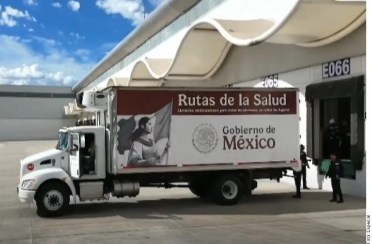 Intentan ahora con camionetas resolver desabasto de fármacos