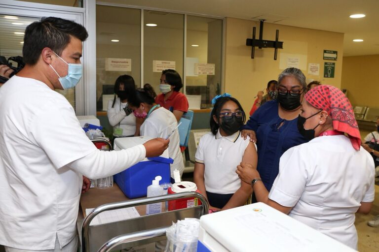 Comenzarán clases con vacunación en las escuelas