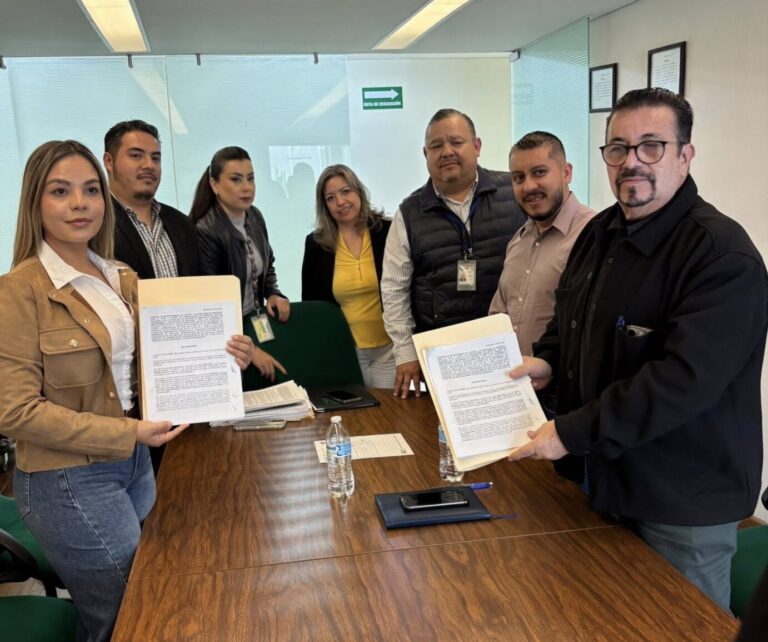 Firma Huanusco acuerdo de pago con el IMSS para liberar cuentas