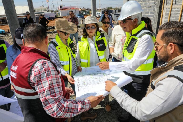 Supervisan avances en construcción de casa cuna