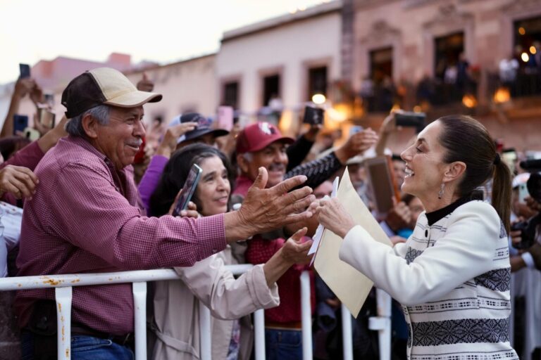 Destaca presidenta programas para el bienestar en visita a Zacatecas