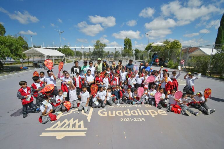 Ofrece Guadalupe clases gratuitas de tenis