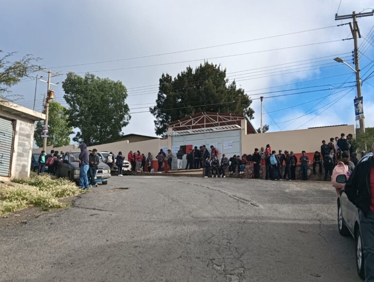 En paro, 3 escuelas en Fresnillo y Vetagrande