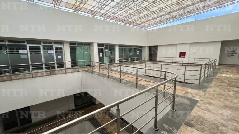 Cierran oficinas del ayuntamiento en Fresnillo