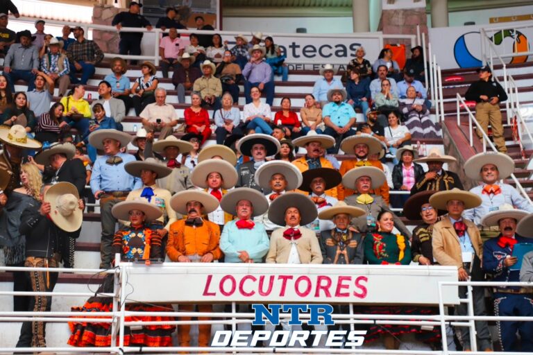 Se reúnen locutores charros para honrar la tradición