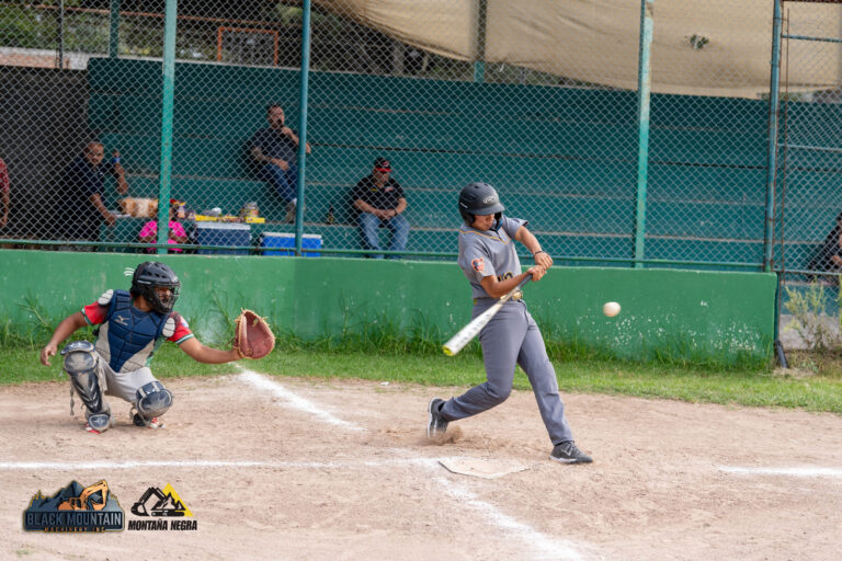 Black Mountain derrota a Constructores 7-4