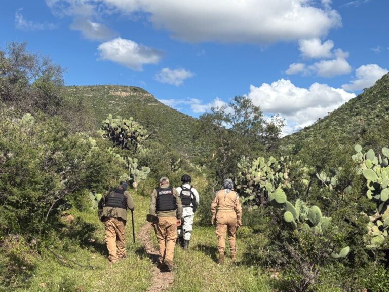 Realizan búsqueda de personas en El Fuerte y Malpaso