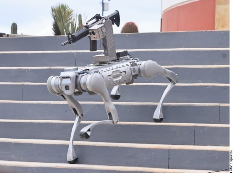 Buscan abatir crimen con perros robots