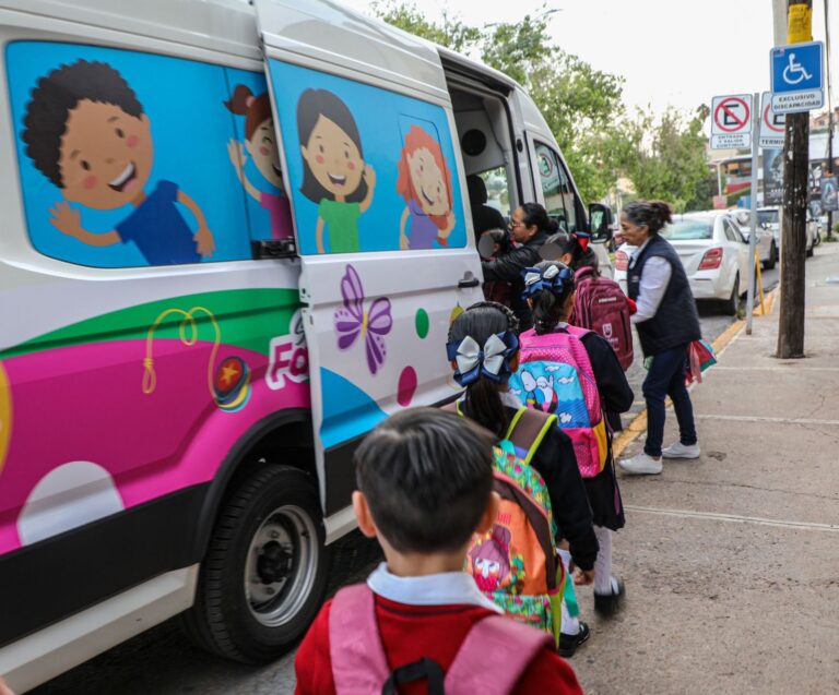 Inician clases infantes de Casa Cuna
