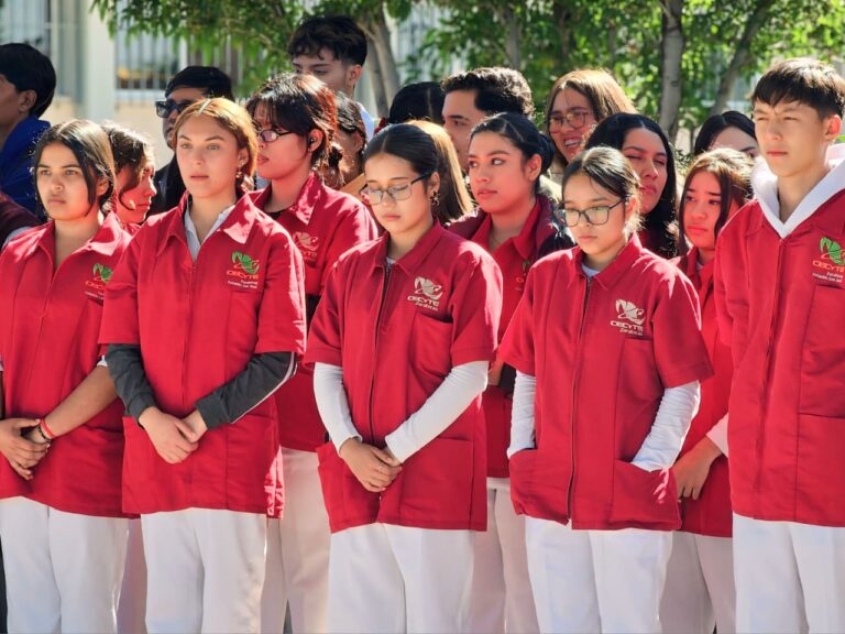 Inicia ciclo en Cecytez con más de 9 mil jóvenes