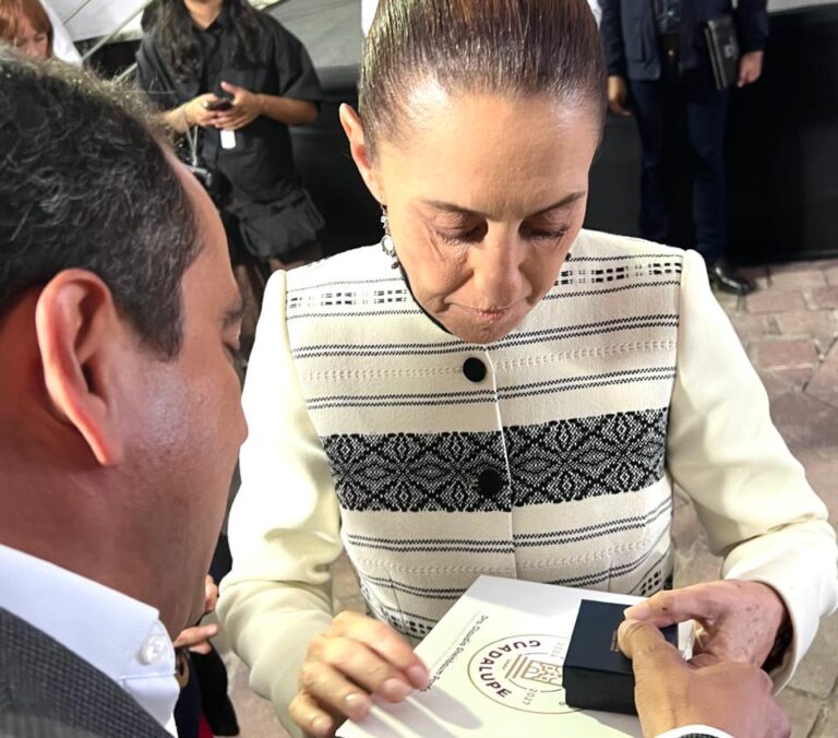 Felicita Sheinbaum a Saldívar por avances