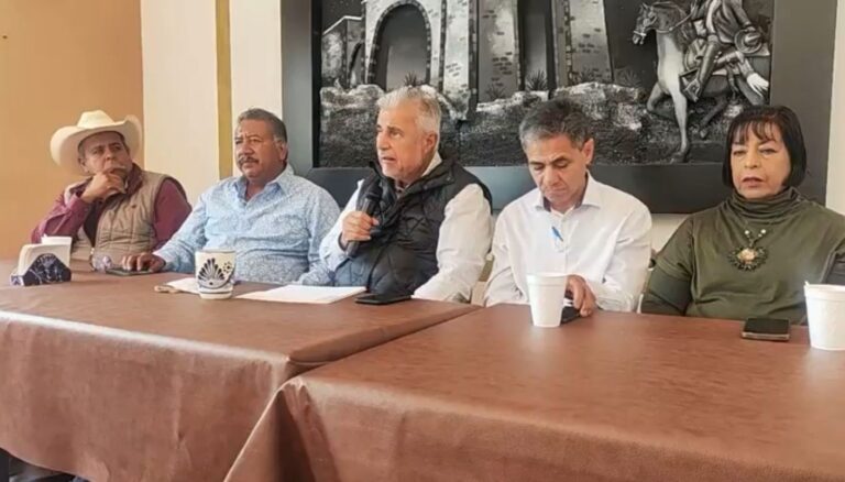 Denuncia diputado proselitismo en programas del Bienestar