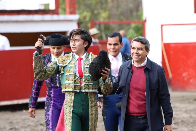 Exitosa novillada sin picadores en Los Ibelles