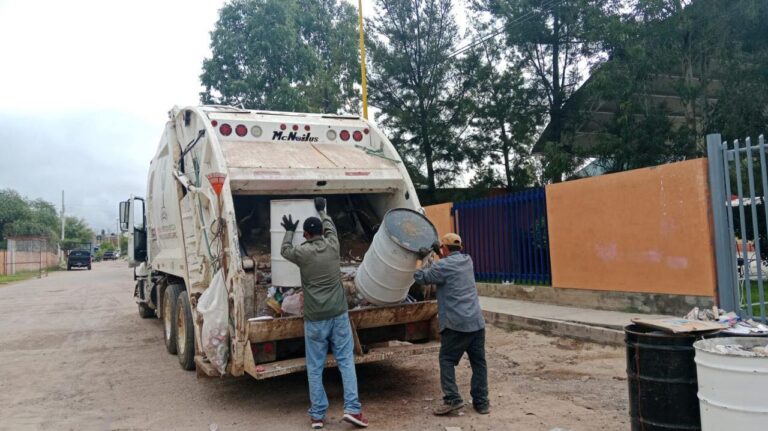 Opera servicio de Limpia con déficit vehicular