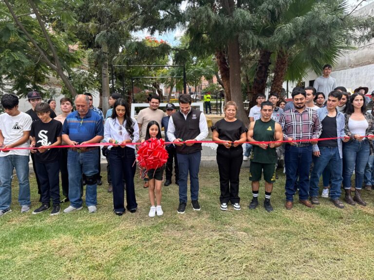 Rehabilitan parque en Nochistlán
