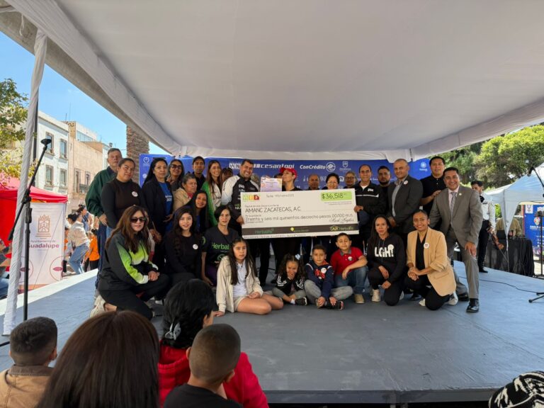 Realizan con éxito la XXI Carrera AMANC