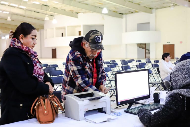 Pagan solo 64% de contribuyentes amparados