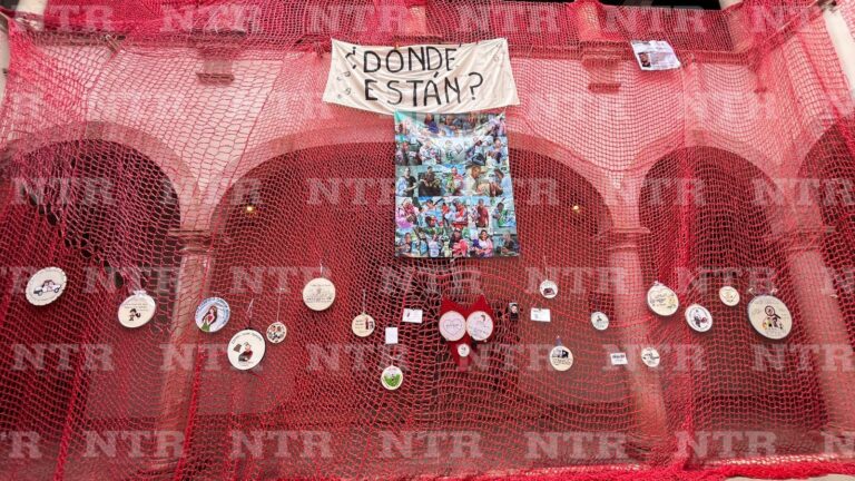 Exponen testimonios de desaparecidos en casa de cultura