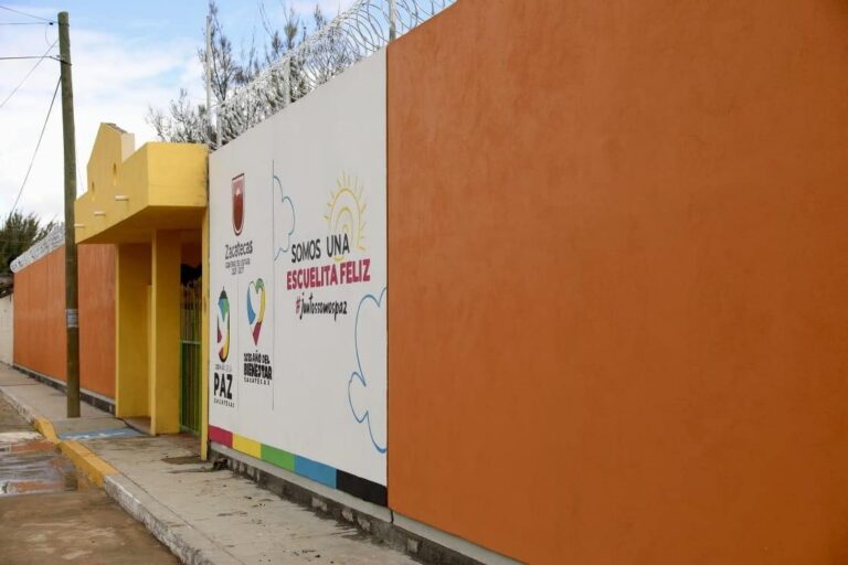 Millonaria inversión para escuelas de Fresnillo