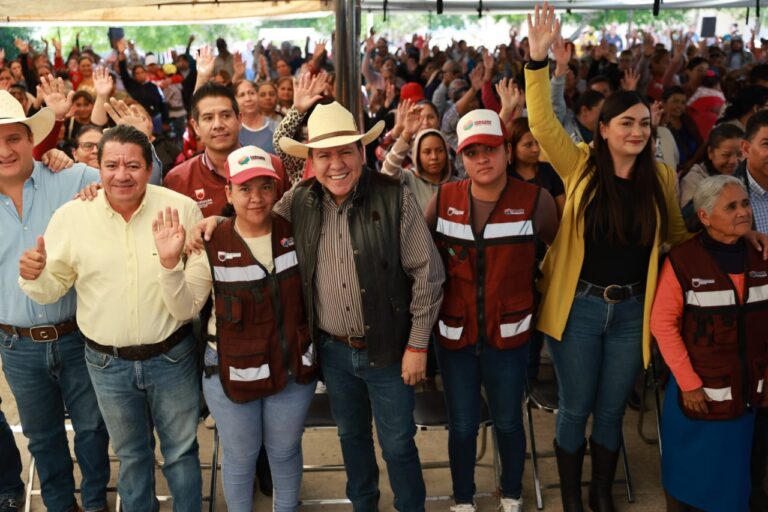 Realizan en Fresnillo entrega del programa Corazón Contento