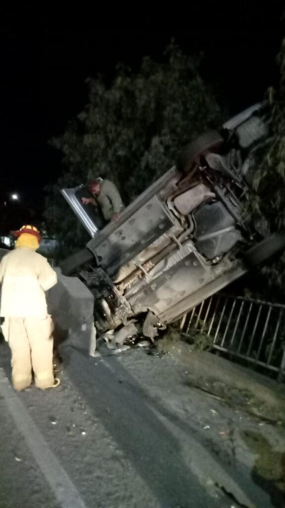 Choque entre dos vehículos deja dos lesionados FOTOS: Cortesía PC Guadalupe
