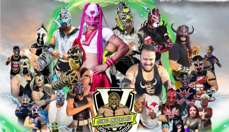 Arena Luchas Perras celebra su quinto aniversario