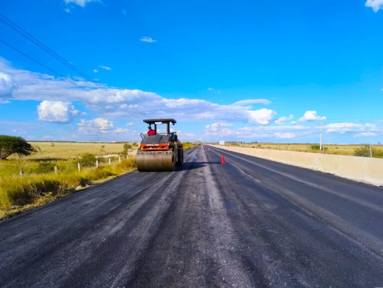 Carretera Zacatecas-Saltillo al 70 por ciento: SICT