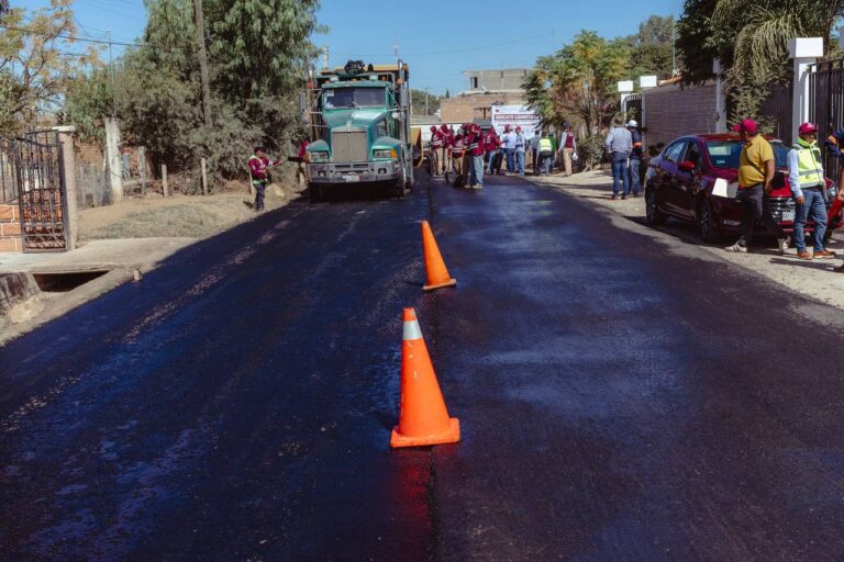 Invierten 5.2 mdp en rehabilitación de carretera