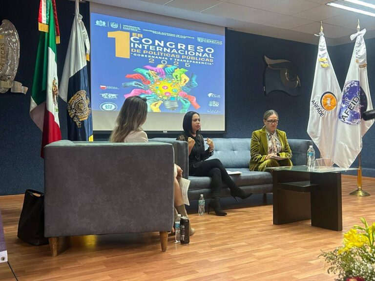 Participa FGJE en mesa de diálogo ‘Gobernanza y Transparencia’