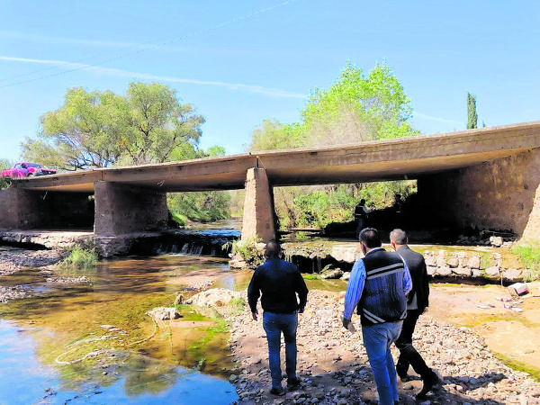 Por colapsar, puente de Río Grande