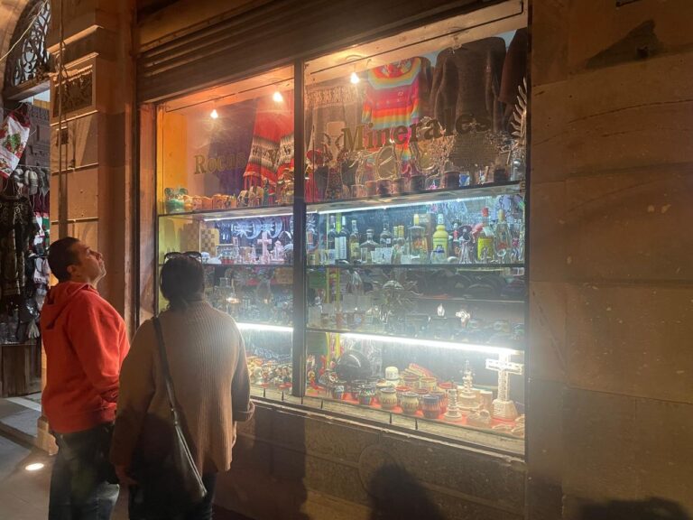 Alerta de viaje de EU afecta comercio local