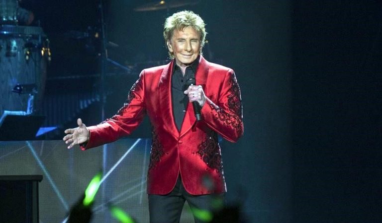 Detectan a Barry Manilow cáncer de pulmón