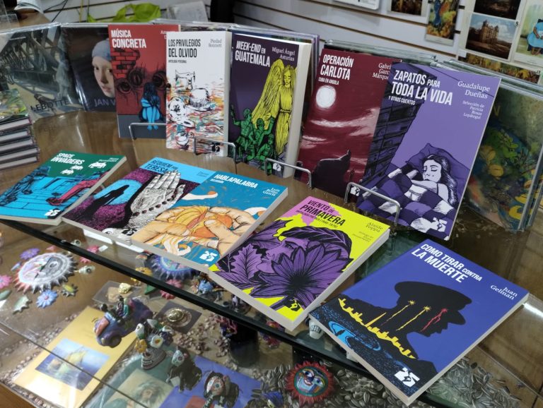 Educal regala libros de 25 para el 25