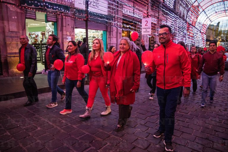Marchan para romper tabúes; conmemoran la lucha contra el Sida