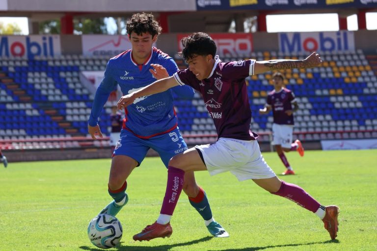 Mineros cede punto extra ante Cimarrones