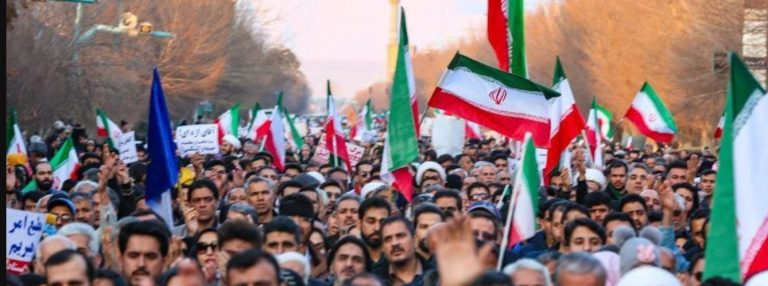 Emplaza Trump a Irán a mostrar humanidad ante las protestas
