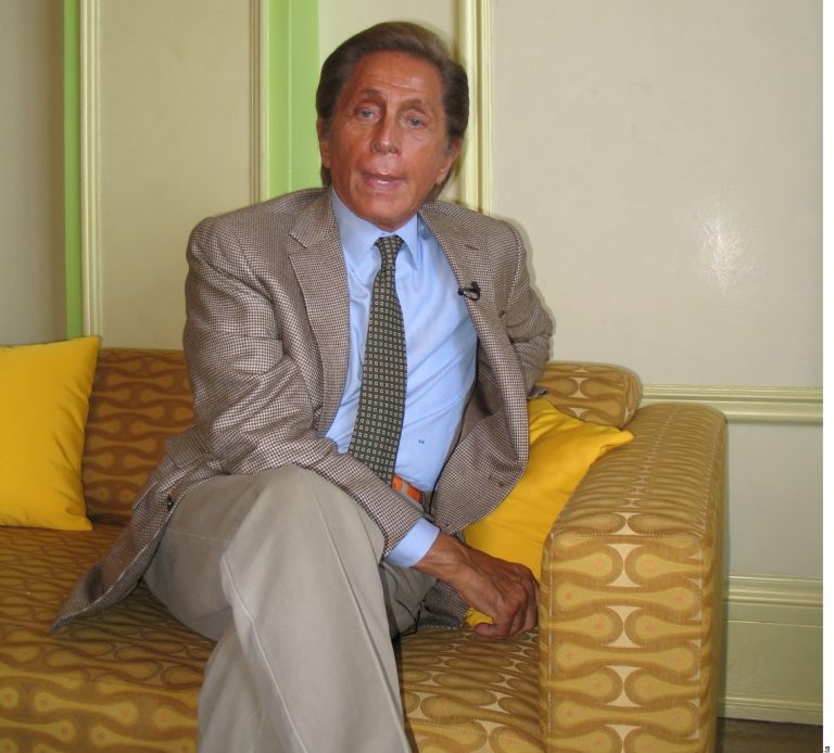 Famosos despiden a Valentino en redes