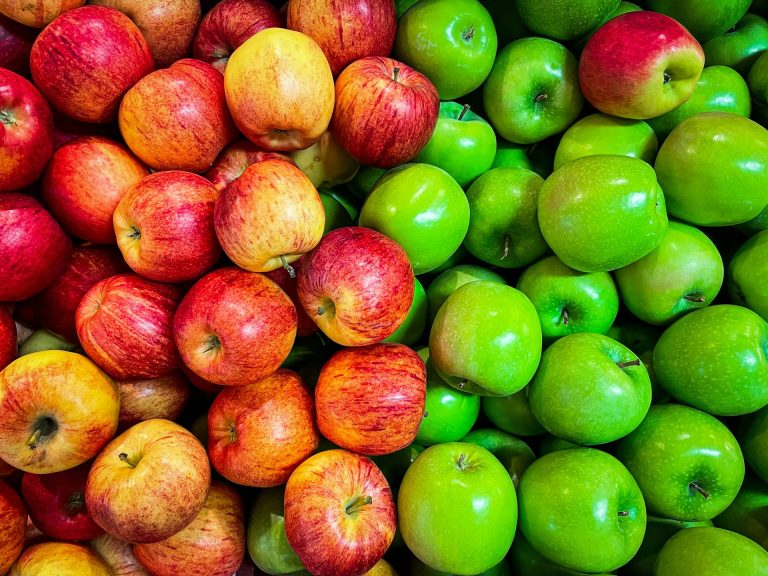 Investigan por dumping a manzana de EU