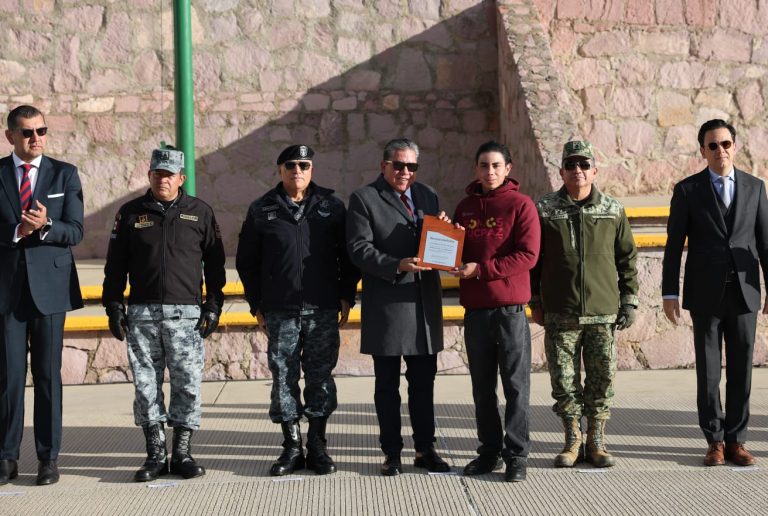 Juan Pablo de Loera, primer graduado de Reconecta con la Paz