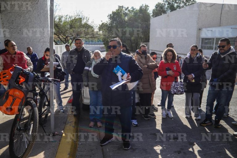 Agremiados del Sututez toman la Secretaría de Educación