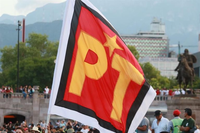 Amarra PT 828 mdp antes de la reforma