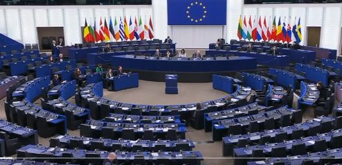 Aprueba Eurocámara el préstamo de 90 mil millones a Ucrania