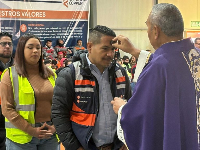 Celebran Miércoles de Ceniza en Capstone Copper