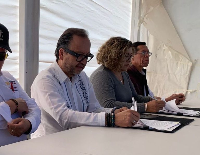 Firman convenio Agricultura y COLPOS