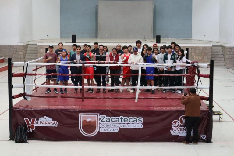 Equipan Auditorio Municipal de Valparaíso con gimnasio y ring