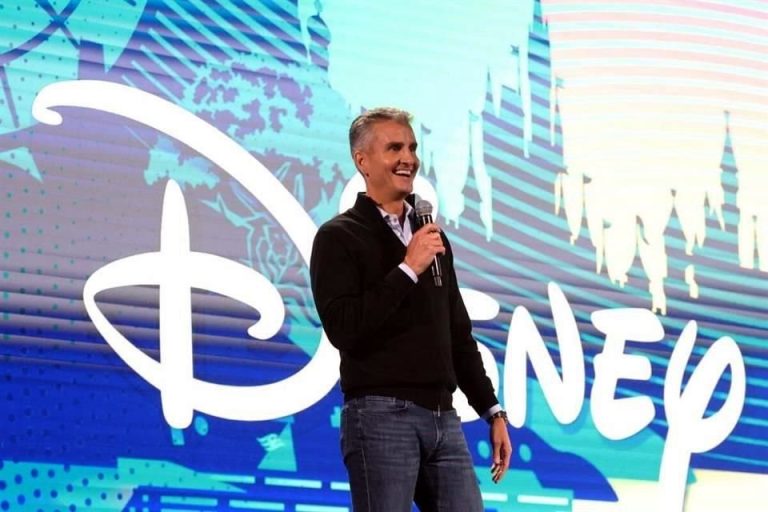 Nombra Disney a Josh D’Amaro como su próximo CEO