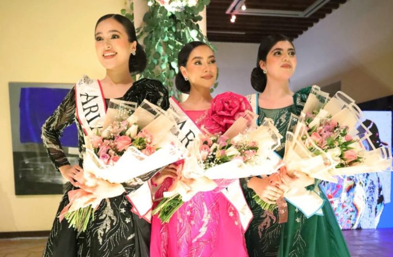 Presentan a candidatas de la Feria de la Primavera